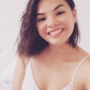 Meet your Posher, Juliana